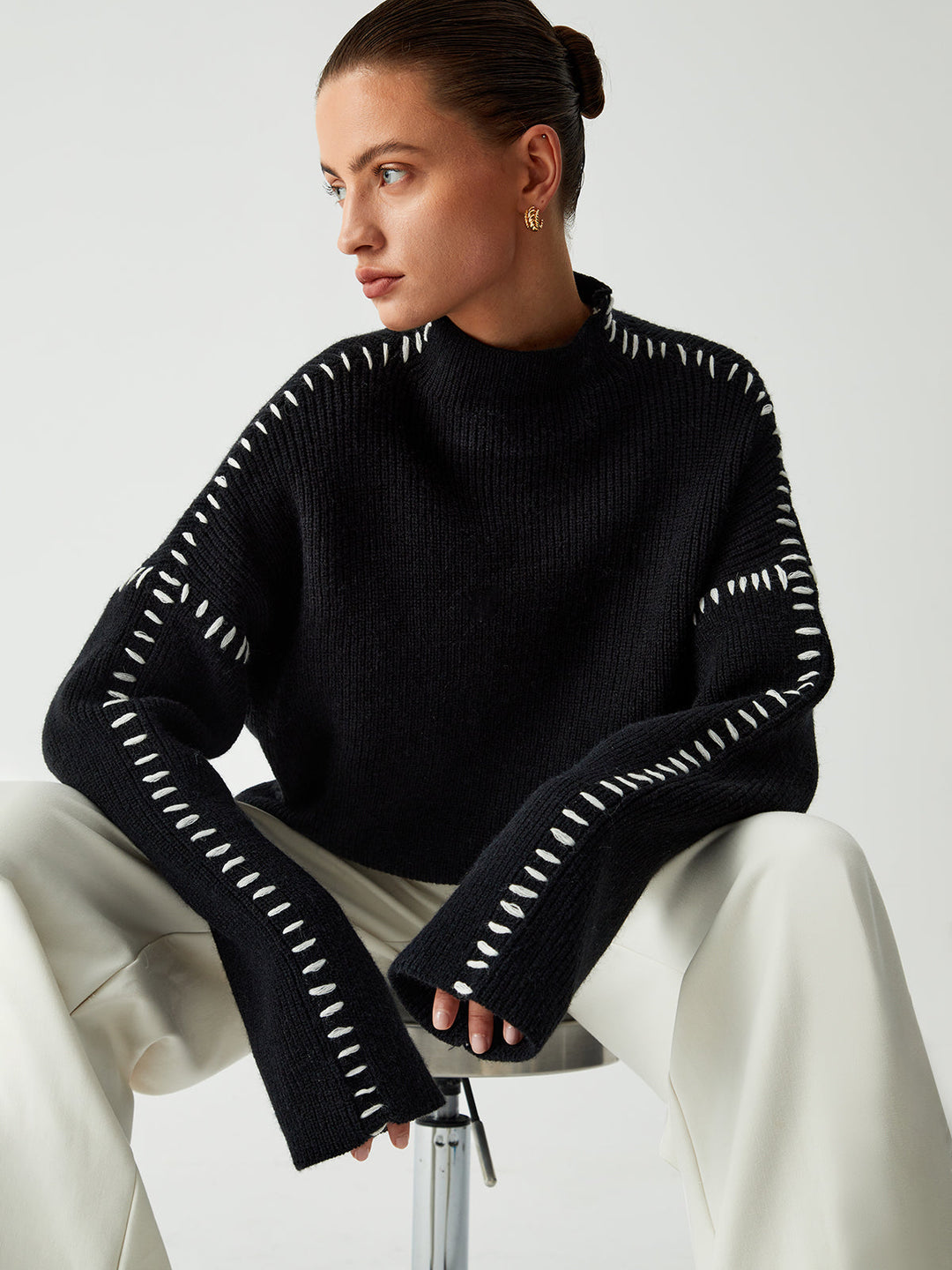 AURA | Chic and Timeless Sweater