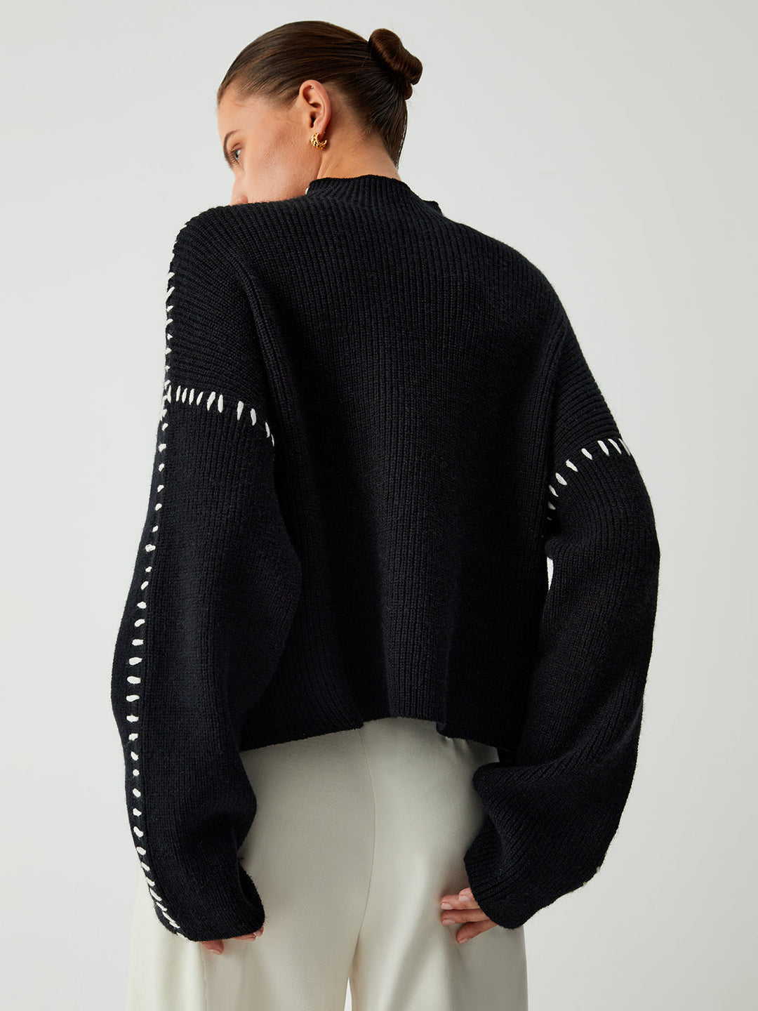 AURA | Chic and Timeless Sweater