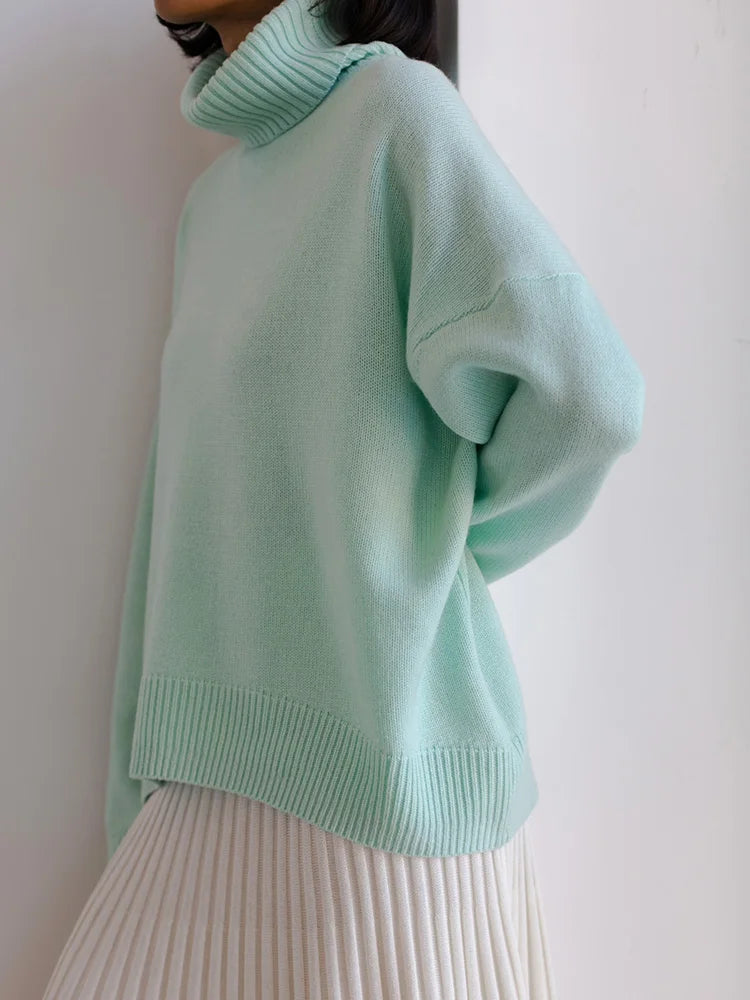 GADE | Turtleneck Sweater